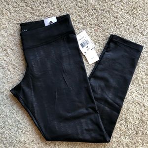 🆕 Adidas ULT EMB TIGHT leggings size medium
